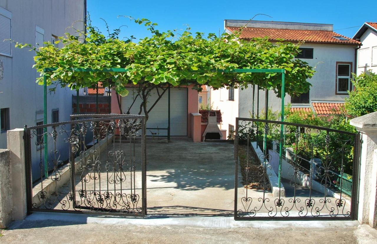 Toni Apartman Vodice Kültér fotó