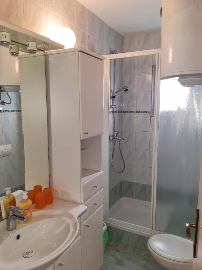 Toni Apartman Vodice Kültér fotó
