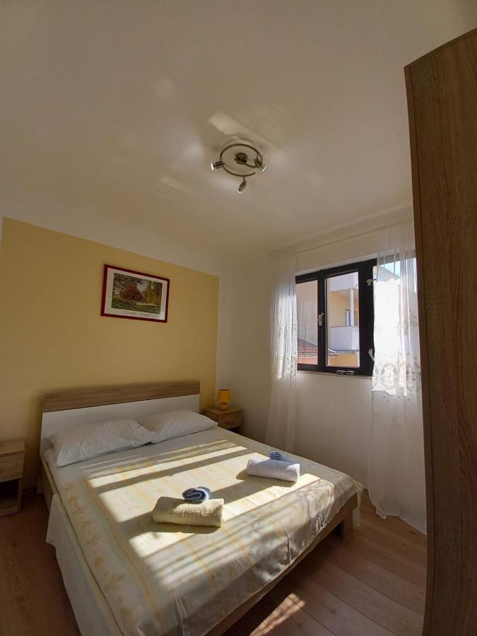 Toni Apartman Vodice Kültér fotó